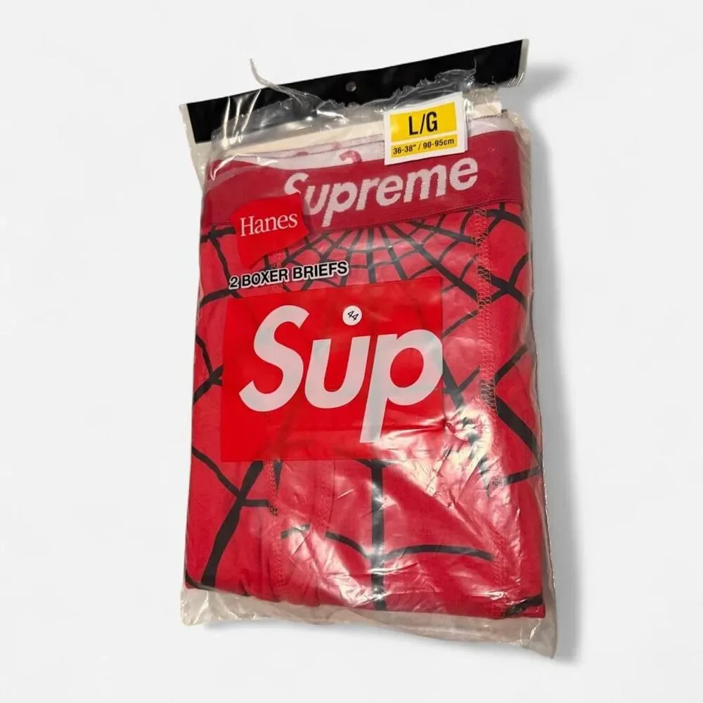 Supreme Men's Red Boxers-and-briefs